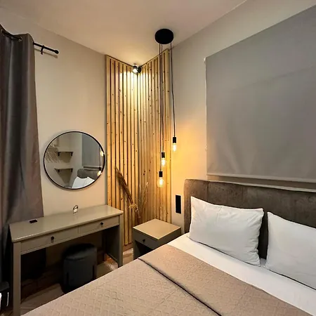 Hotel Semiramis