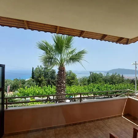 Semiramis فندق 2*