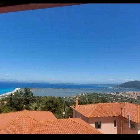 Szálloda Semiramis 2*