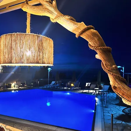 Semiramis Hotel 2*