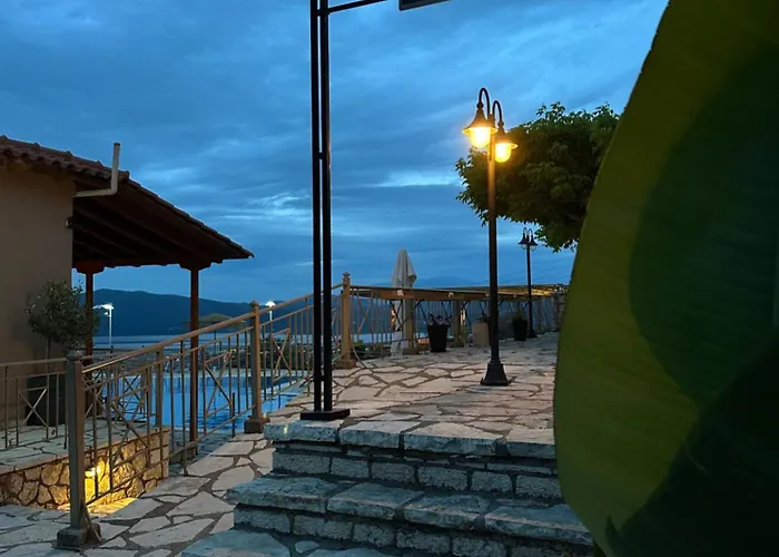 Semiramis 2* Φρύνι