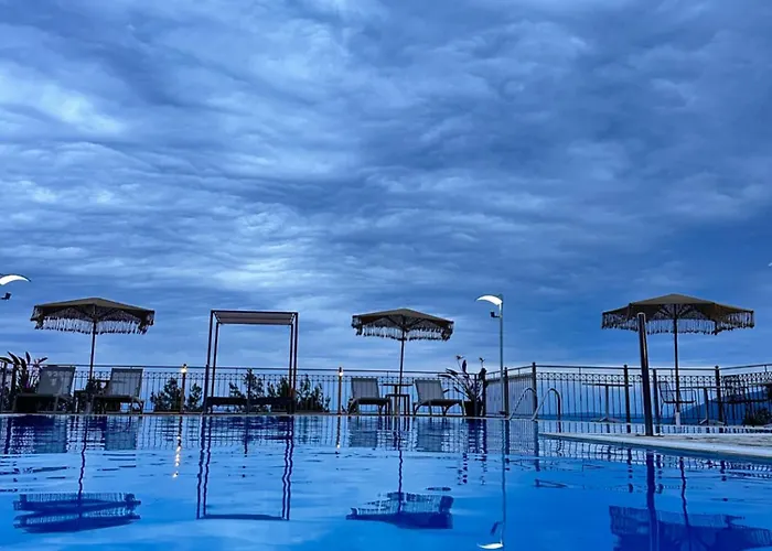 Semiramis Φρύνι